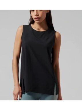 ATHLETA refined zephyr tank in black size S
